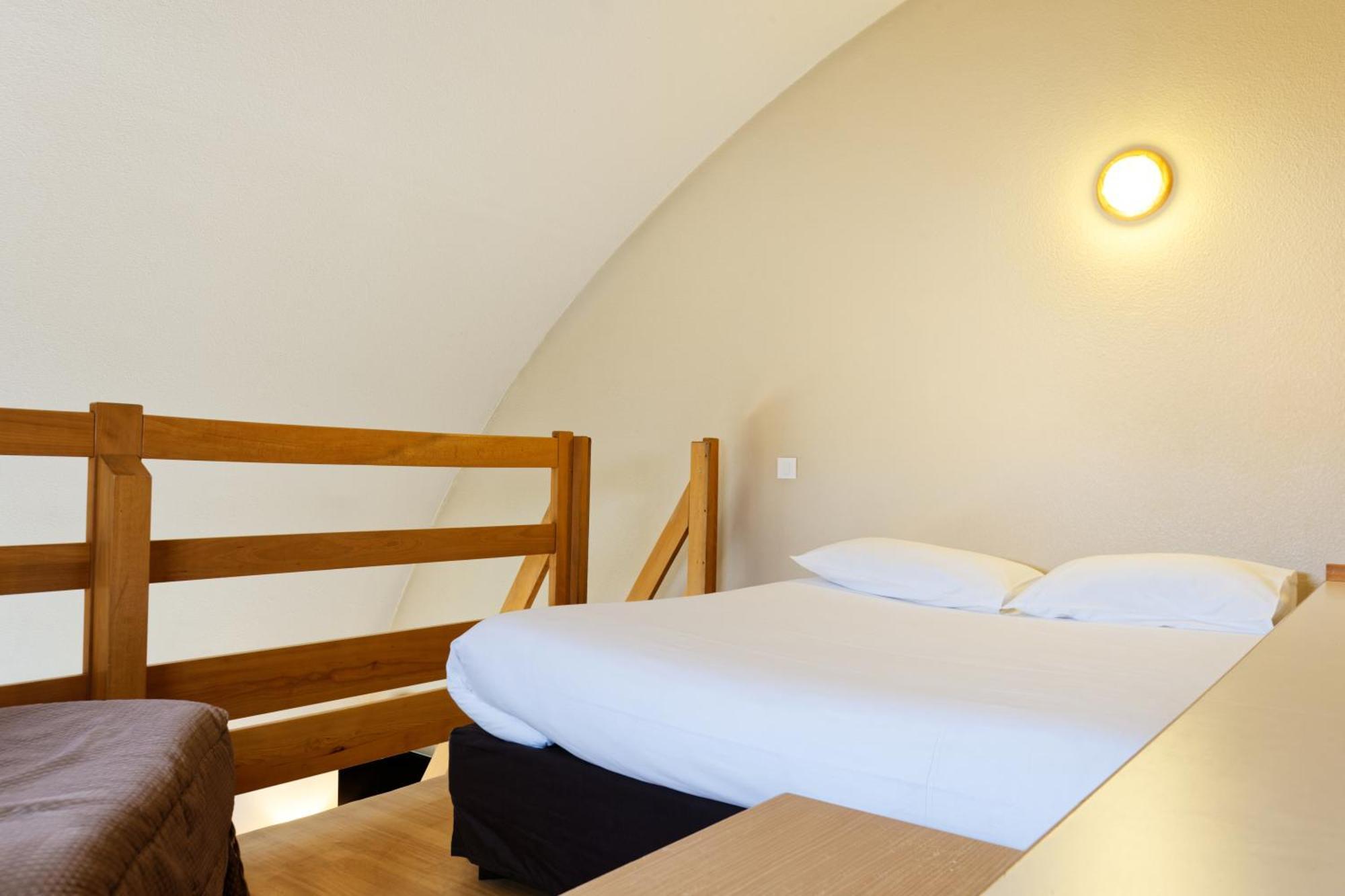 Logis Hotel Beausejour Colmar — Photos 2